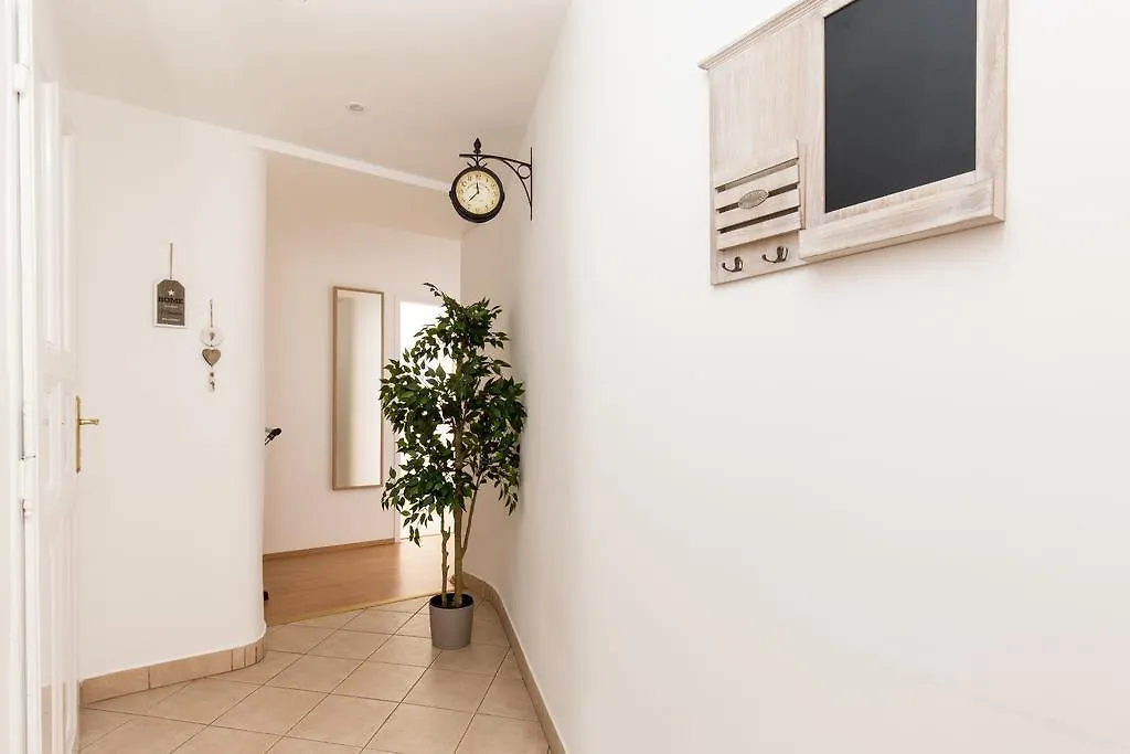 בודפשט Bpm: Dob70 Classic Apartment In Downtown 0*,